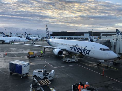 alaska airlines 366.